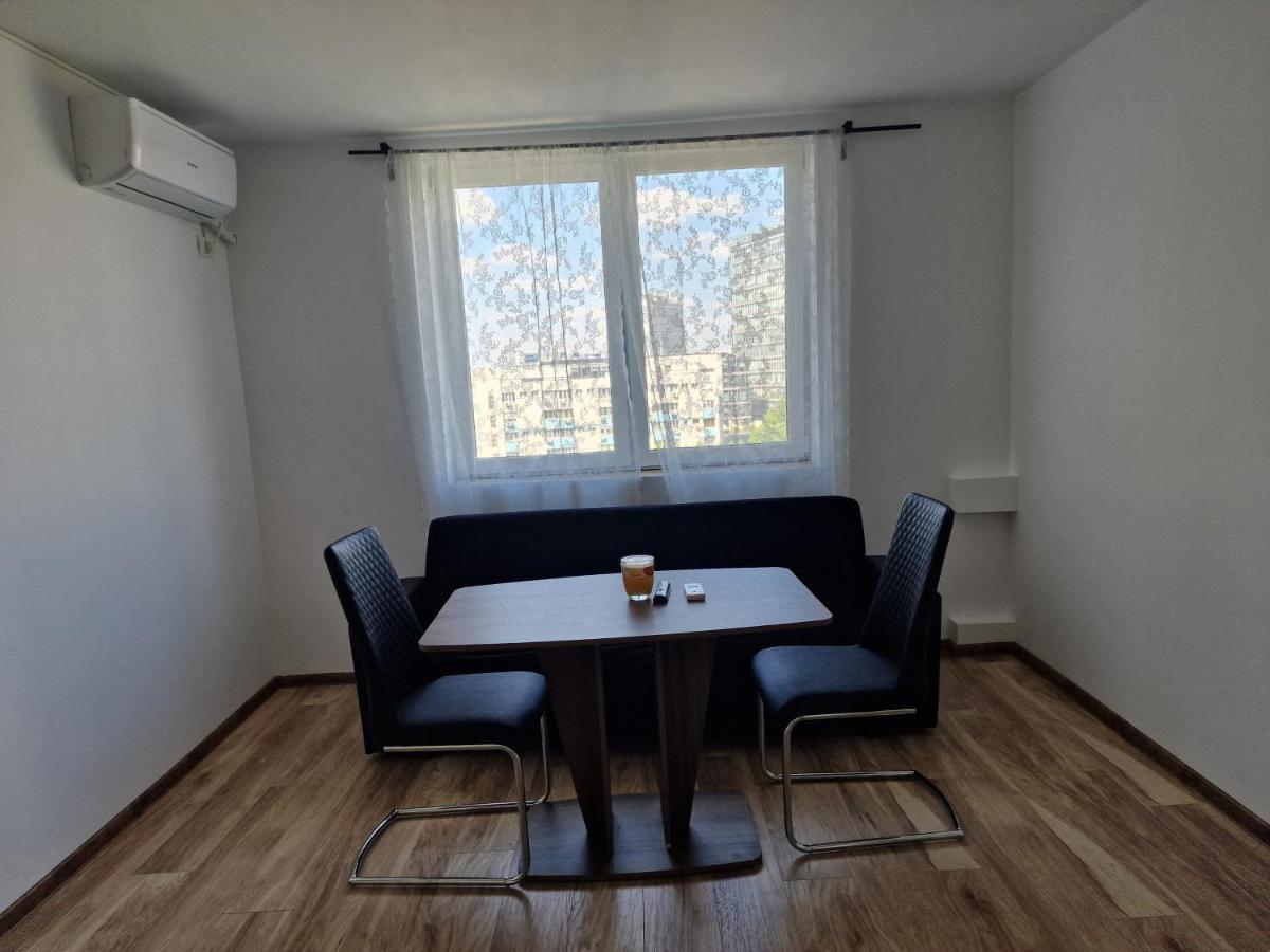 Apartament Garii De Nord Bukarest Exterior foto